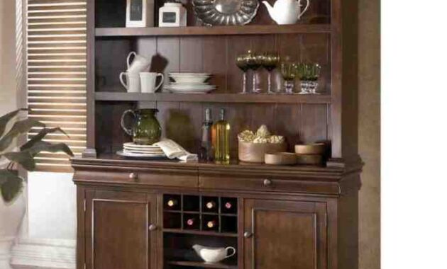 How to decorate a hutch in dining room